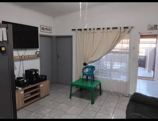 3 BEDROOM TOWNHOUSE FOR SALE IN ELSPARK